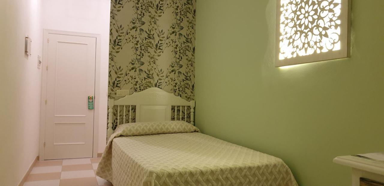 Hostal Macami Pedro Abad Esterno foto