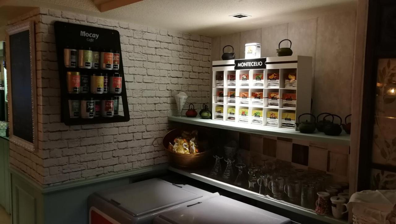 Hostal Macami Pedro Abad Esterno foto